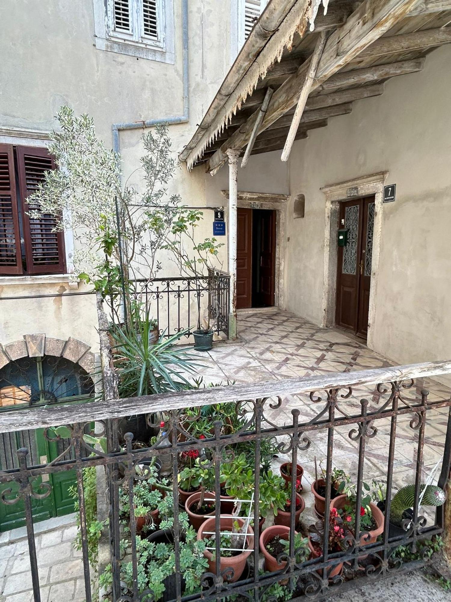 Apartman Lavanda كريس المظهر الخارجي الصورة